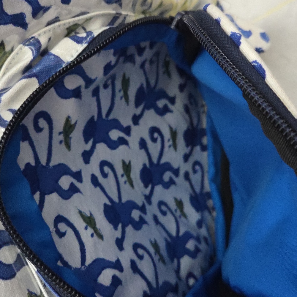 Roller Rabbit Blue Monkey Print White Backpack - Picture 4 of 6